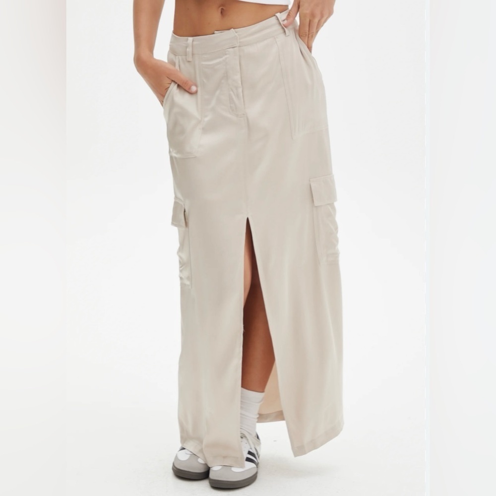 House of Harlow 1960 Cream Maxi Skirt